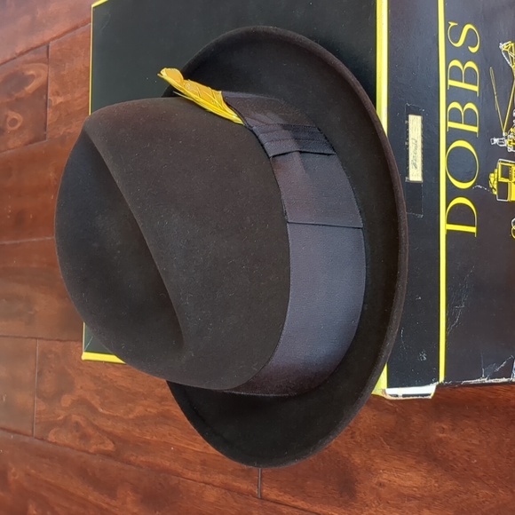 Dobbs Other - MEN'S VINTAGE DOBBS FELT BROWN FEDORA SIZE 6 7/8